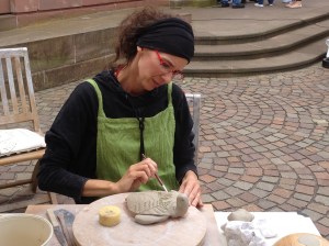 Fabrication d'une tortue durant le marché des terroirs de Haguenau